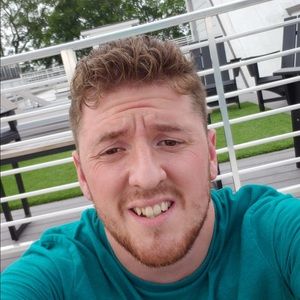 Meet your Posher, Zach